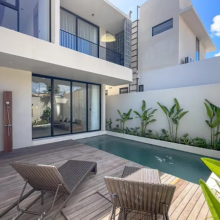 Saint Cloud Villa Umalas